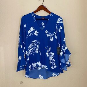 Blue and white floral V-neck blouse with bell sleeves flowey formal long sleeve